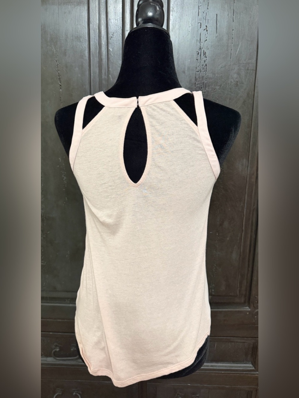 Express lite Pink tank top Blouse - size XSmall - Picture 3 of 8
